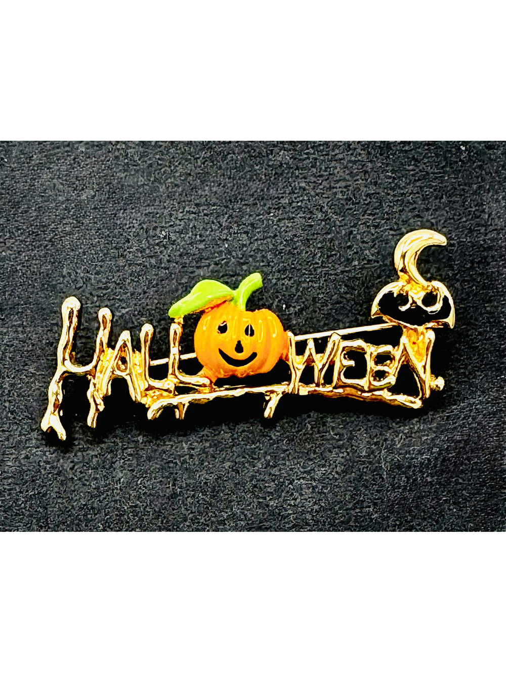 JJ Jonette gold tone orange/green enameled jack-o-lantern w/ black enameled bat